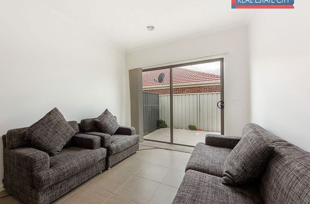 5 / 41-43 Pearl Drive, Craigieburn