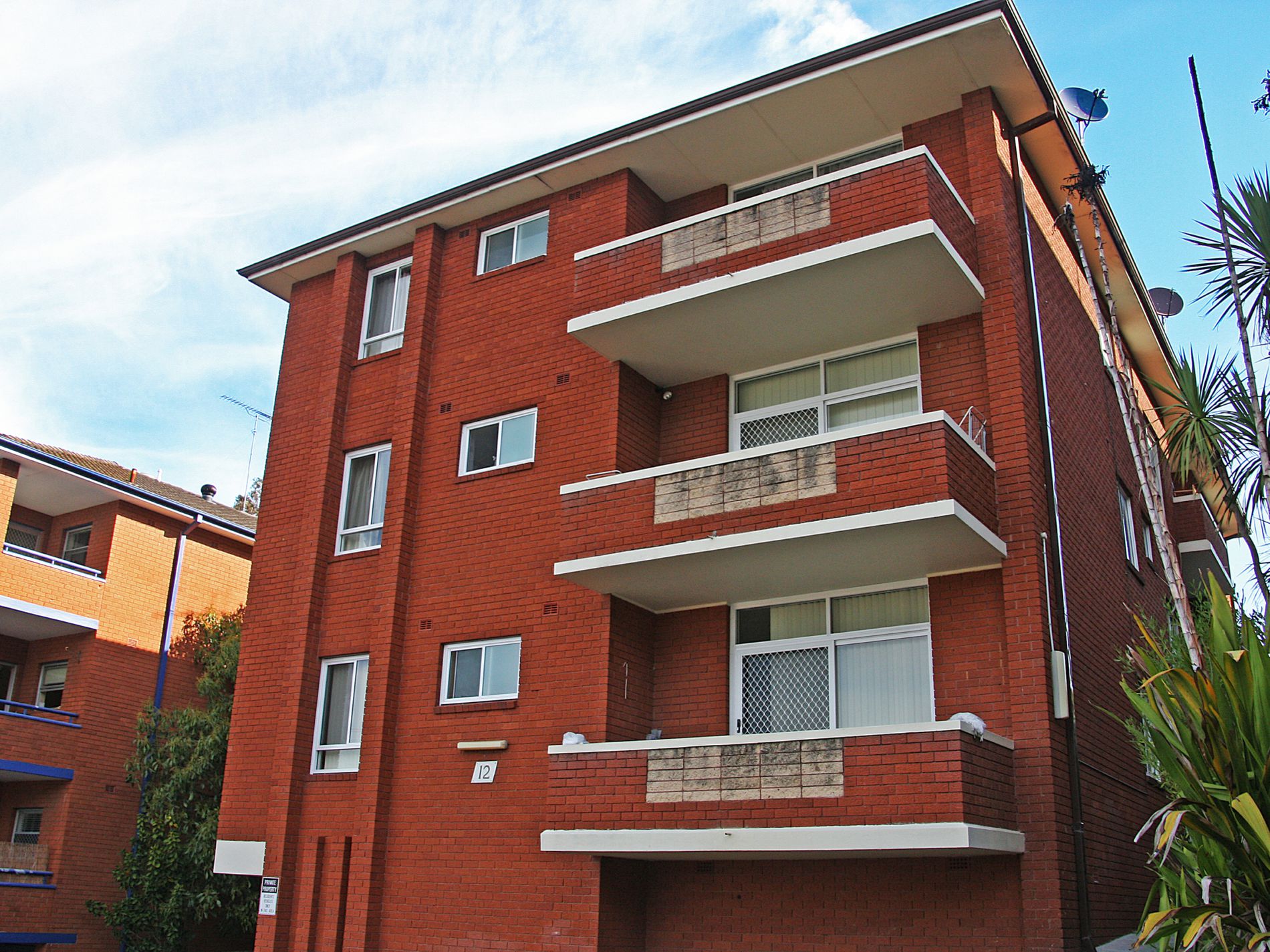 8 / 12 Queen Street, Arncliffe