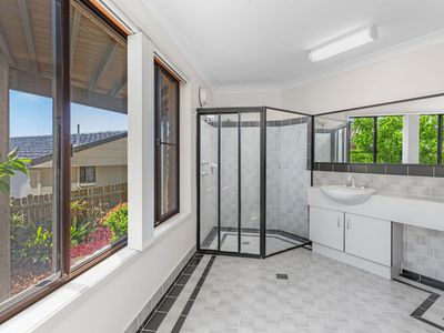 80 Lakeview Crescent, Forster
