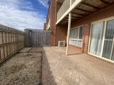 8 Loch Ard Place, Warrnambool