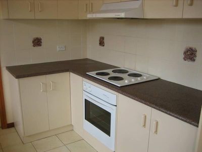 2 / 23 Sassafrass Ave, Windang