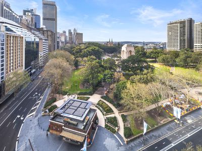 1302 / 130 Elizabeth Street, Sydney