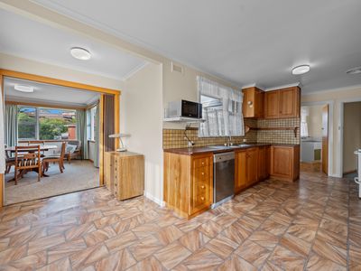 81 Corinth Street, Howrah