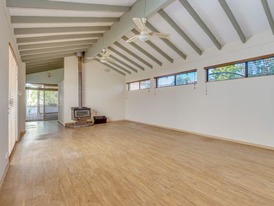 25 Moorpark Avenue, Yanchep