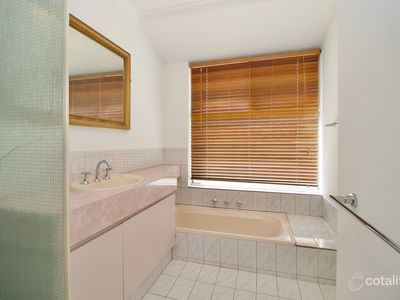3 Muir Cl, Waikiki