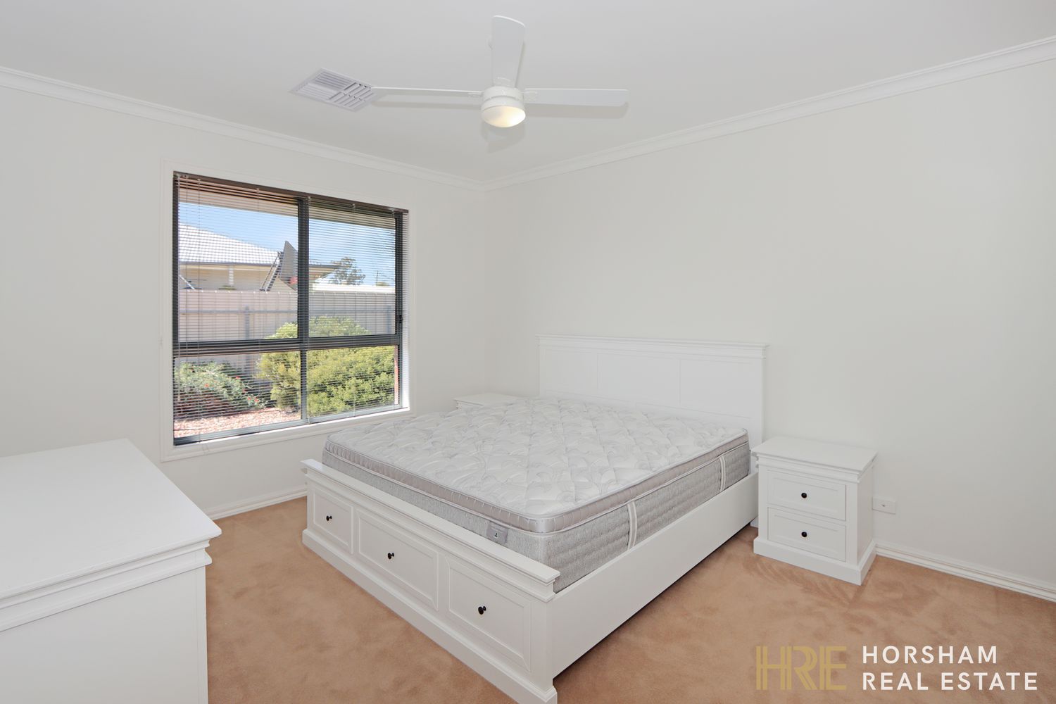 15 Fisher Square, Horsham