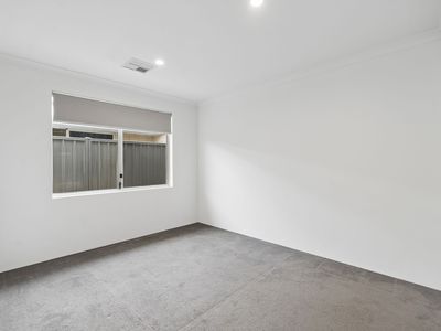 52 Sugargum Rise, Kiara