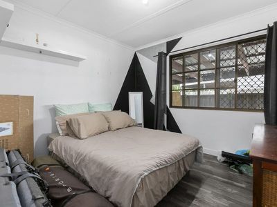28 Pines Avenue, Cooroibah