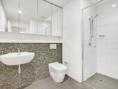 38 / 54A Blackwall Point Road, Chiswick