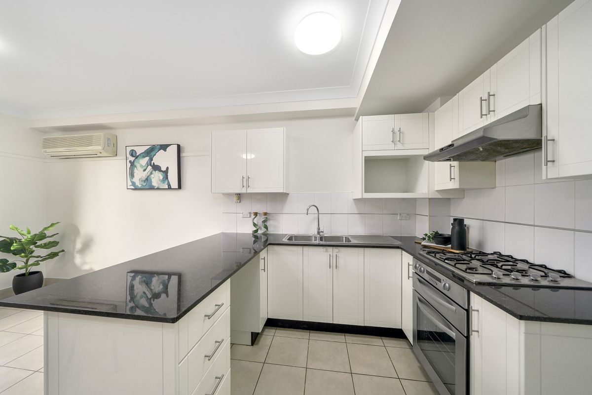 26 / 11-13 Crane Street, Homebush