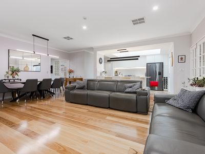 29 Kanji Loop, Atwell