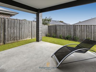 9 Crepe Avenue, Cranbourne West