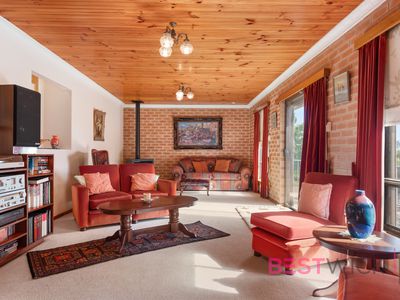 15 Thomas Close, South Bathurst