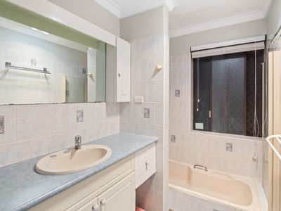 79 Grenadier Drive, Thornlie