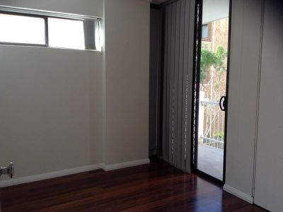 7 / 27 Church Street, Wollongong