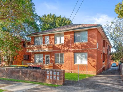 4 / 49 Colin Street, Lakemba