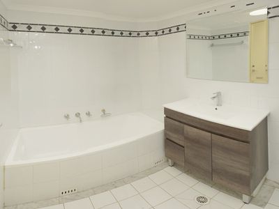 251 / 303 Castlereagh Street, Haymarket