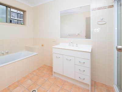 2 Waterline Cres, Waterford