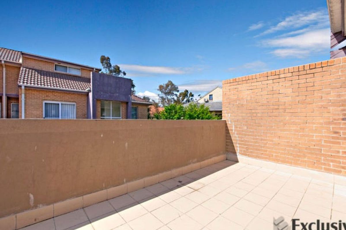 18 / 101 Arthur Street, Homebush West