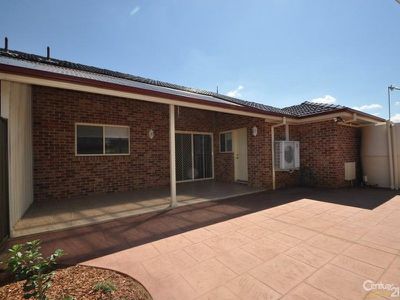 13 Cardiff Arms Avenue, Dubbo
