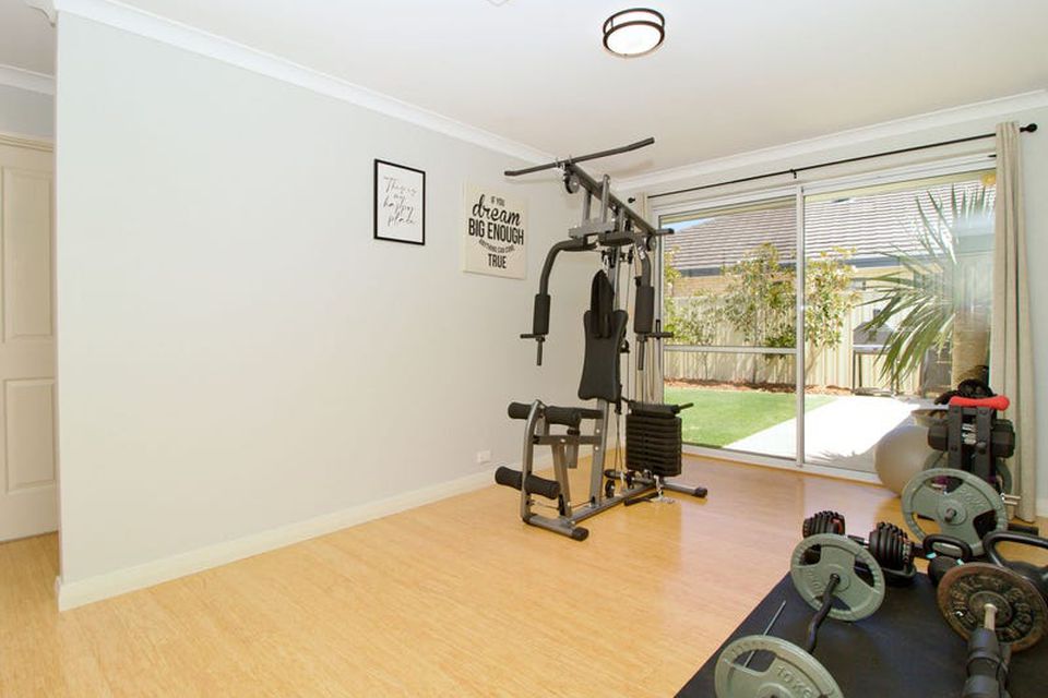 10 Waring Heights  , Baldivis