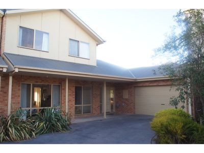 4 / 16 McTavish Boulevard, Horsham