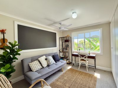 2 Saunders Street, Point Vernon