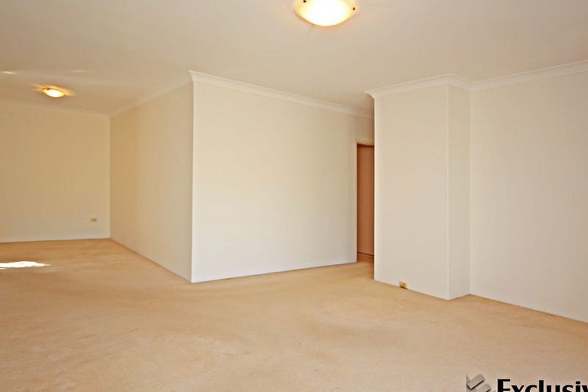 6 / 21 Railway Parade, Westmead