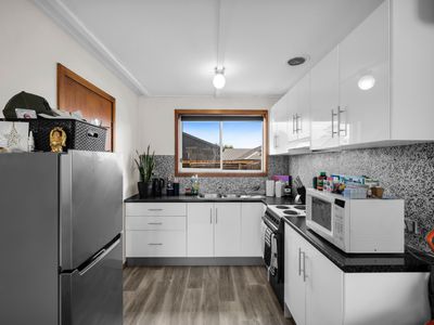 10 / 13 Mount Leslie Road, Prospect Vale