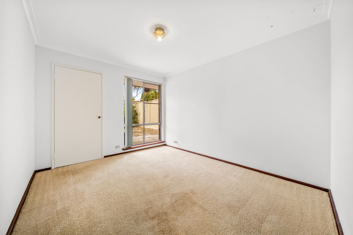 32 Narcissus Ave, Parkwood