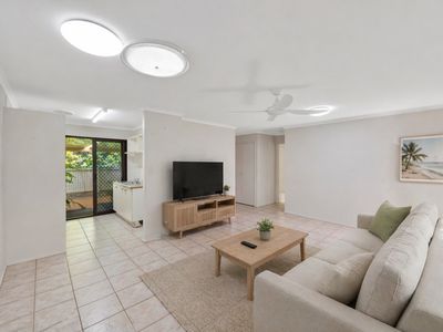 19 / 10 Melody Court, Warana