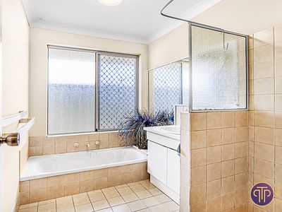 46 Explorer Drive, Thornlie