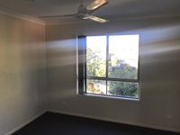 U69  / 11 Oakmont Avenue, Oxley
