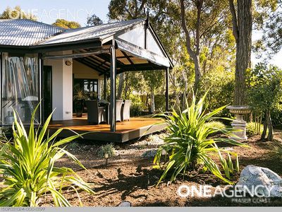 4 Chantilly Street, Urangan