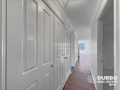 5 Cypress Point Drive, Dubbo