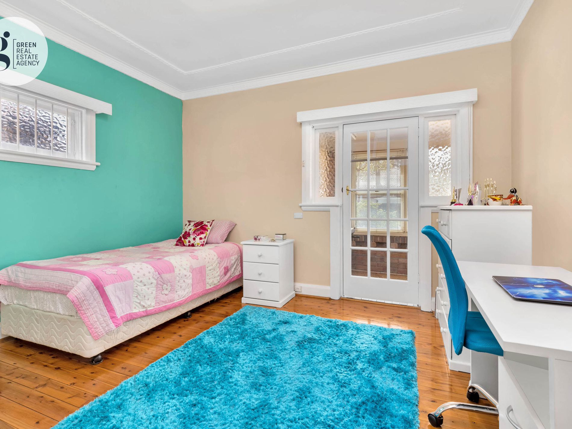 107 Cobham Ave, Melrose Park