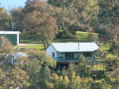 266 Bryants Gap Road, Tallangatta