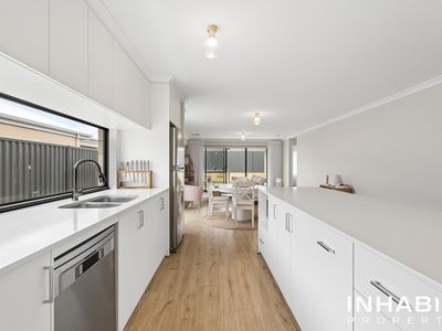 51 Cloudberry Crescent, Upper Swan