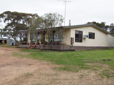 334 Scotts Lane, Wedderburn