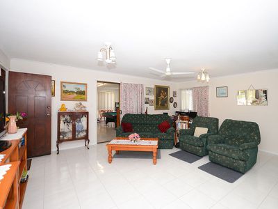 73 LIMPUS STREET, Urangan