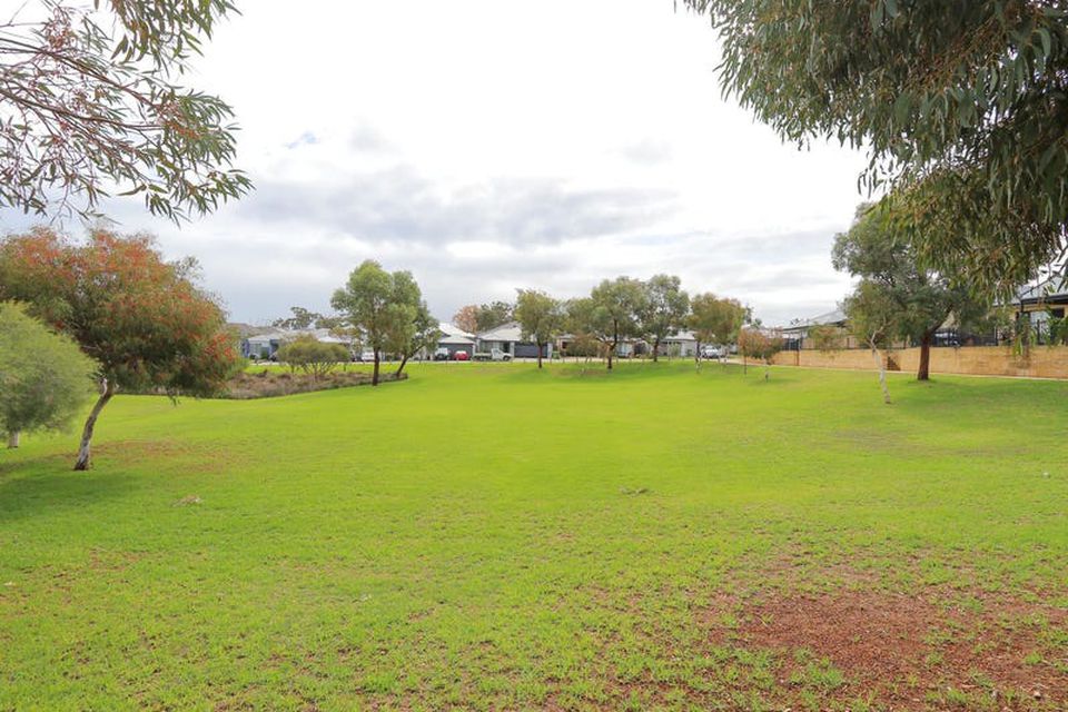 7 Coliban Approach , Baldivis