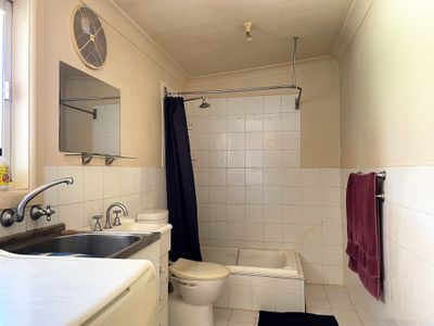 42 Mirrool Avenue, Yenda