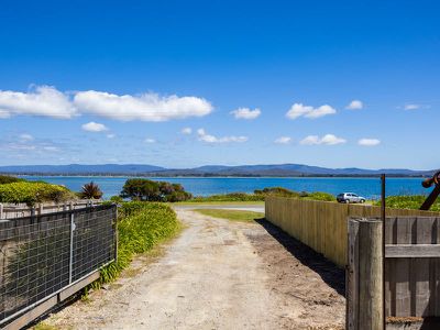 4 Old Coast Road, Low Head