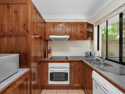 2 / 44 Key Street, Morningside
