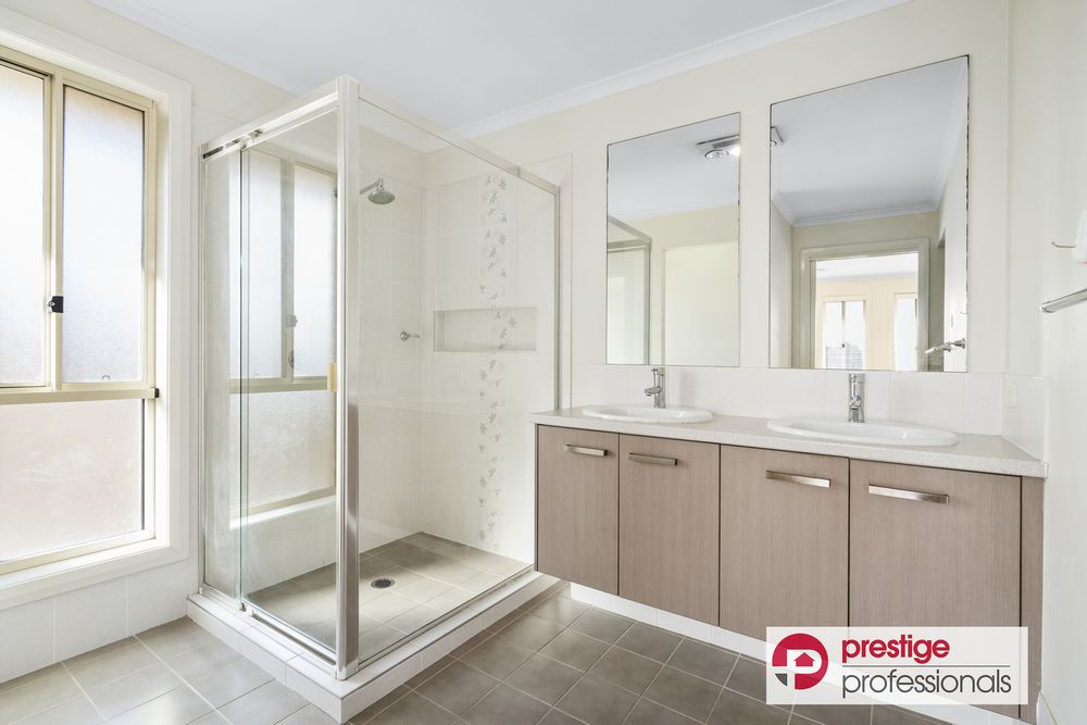 15 Sandstock Street, Moorebank