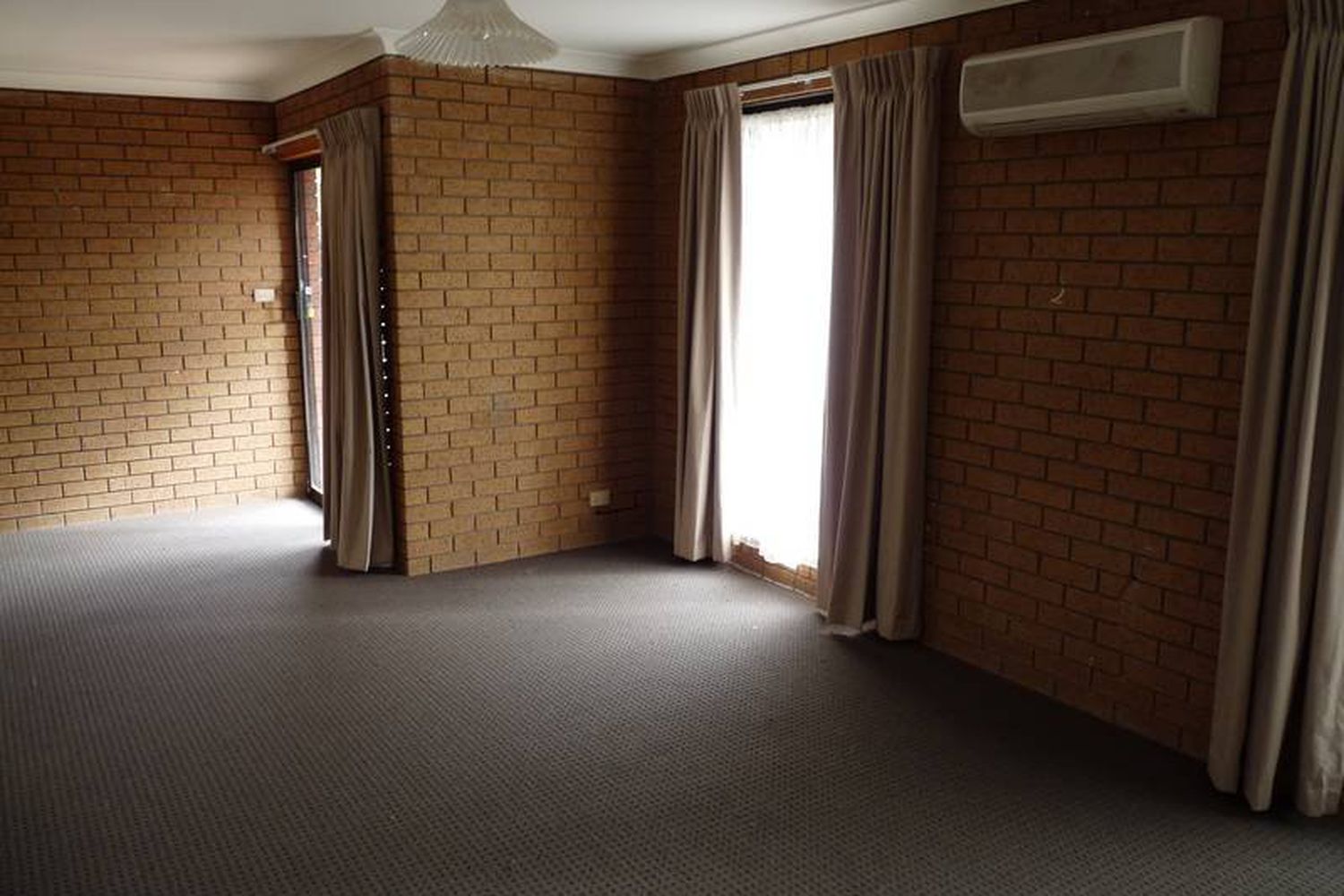 1 / 14 Palk Street, Horsham