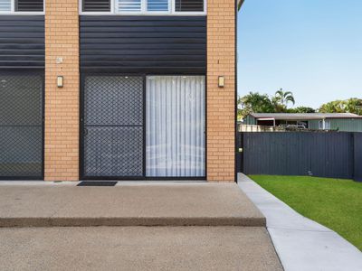 2 / 8 Rawle Street, Camira