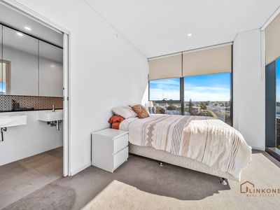 804 / 105 Stirling Street, Perth