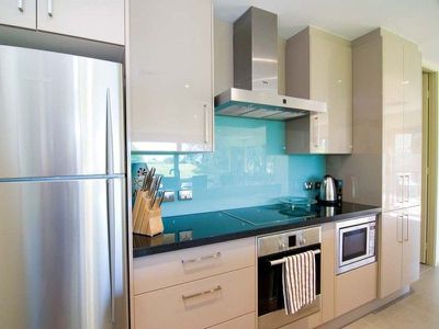 8 Mitchell Parade, Mollymook