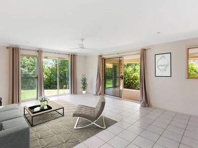 7 Flame Tree Drive, Tewantin